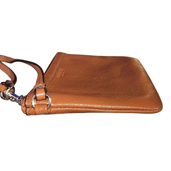 Coach Park Pebbled Leather Small Brown Wristlet F51763 - Picture 4 of 8